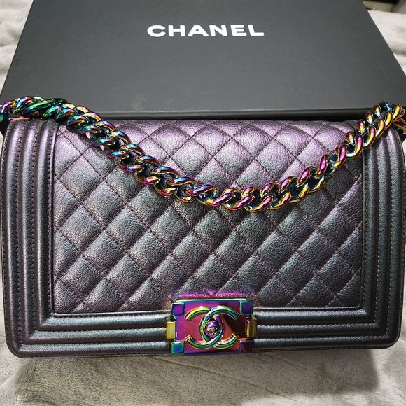 Chanel Le Boy mermaid iridescent colorshift purple medium handbag - Picture 1 of 4